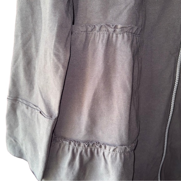 Neon Buddha Gray Jacket Peplum Style - Picture 2 of 6